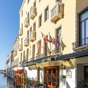https://baglioni-hotel-luna.hotelinveneto.com